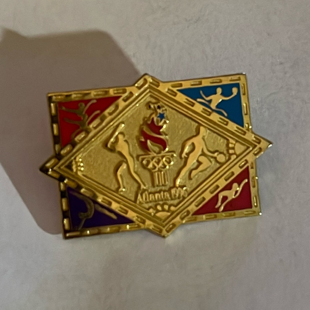 Vtg AUTHENTIC 1996 ATLANTA OLYMPICS PIN 100 YEARS HALLMARK OLYMPIC GAMES